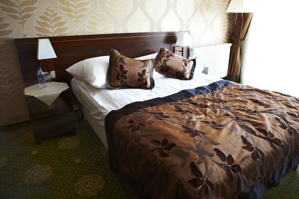 Hotel Maxima Wolanów Εξωτερικό φωτογραφία